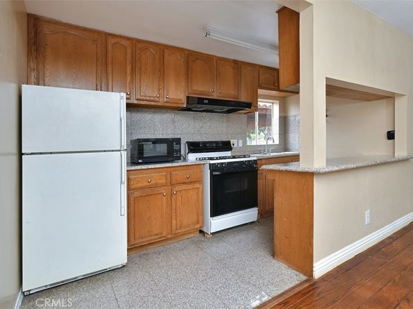 1121 N Frederic Street, Burbank CA 91505