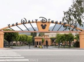1121 N Frederic Street, Burbank CA 91505