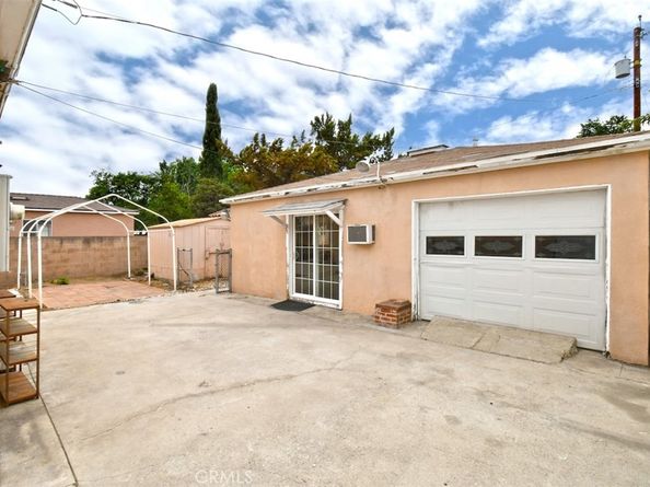 1121 N Frederic Street, Burbank CA 91505