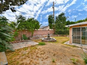 1121 N Frederic Street, Burbank CA 91505