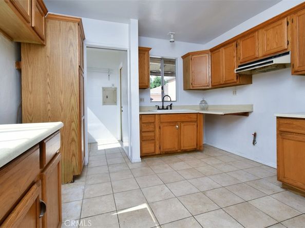 1121 N Frederic Street, Burbank CA 91505