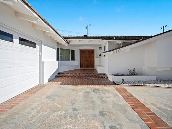 5212 Reynier Avenue, Los Angeles CA 90056