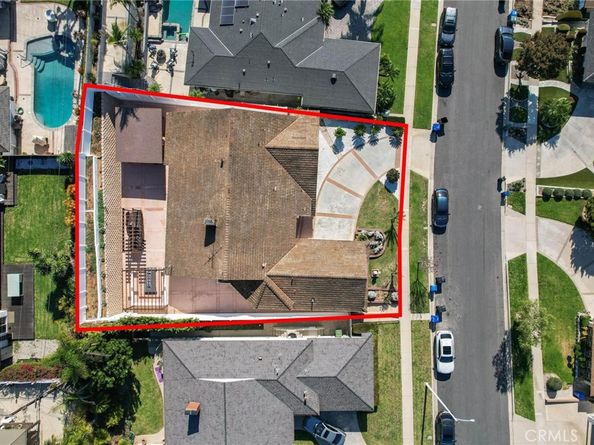 5212 Reynier Avenue, Los Angeles CA 90056