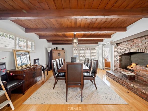 5212 Reynier Avenue, Los Angeles CA 90056