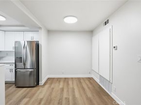 15511 Sherman Way 19, Van Nuys CA 91406