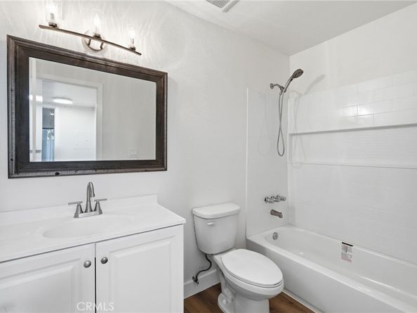 15511 Sherman Way 19, Van Nuys CA 91406