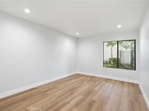 15511 Sherman Way 19, Van Nuys CA 91406