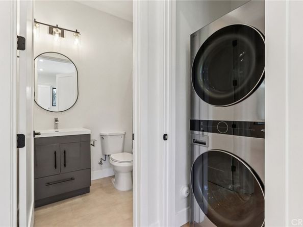 8006 Lloyd Avenue, North Hollywood CA 91605