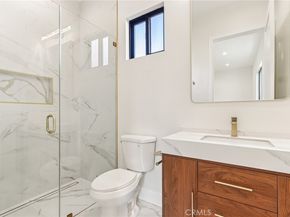 8006 Lloyd Avenue, North Hollywood CA 91605