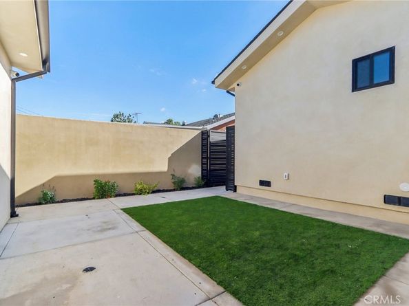 8006 Lloyd Avenue, North Hollywood CA 91605