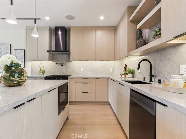 8006 Lloyd Avenue, North Hollywood CA 91605