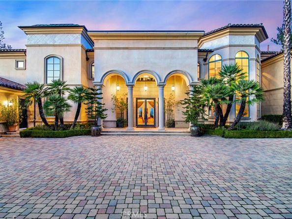 18933 La Montana Place, Tarzana CA 91356