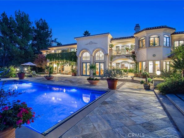 18933 La Montana Place, Tarzana CA 91356