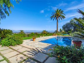 18933 La Montana Place, Tarzana CA 91356