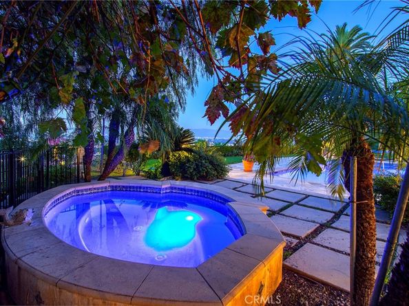 18933 La Montana Place, Tarzana CA 91356