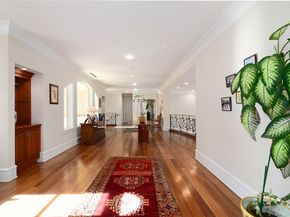 18933 La Montana Place, Tarzana CA 91356