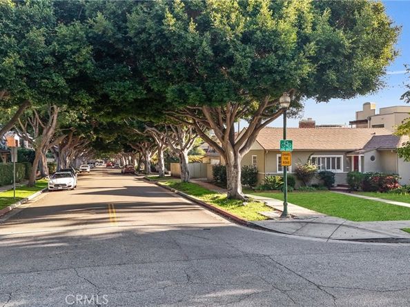 2832 Washington, Santa Monica CA 90403