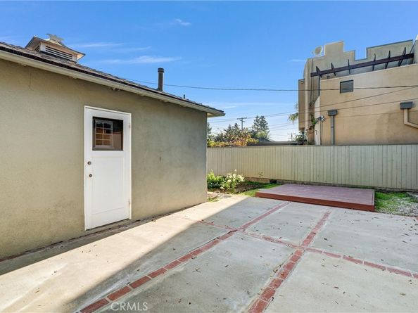 2832 Washington, Santa Monica CA 90403