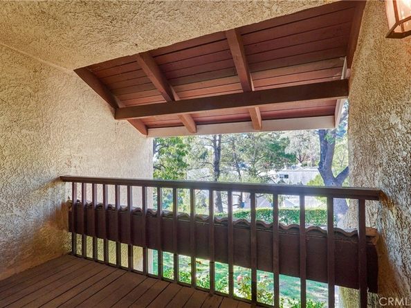 7809 N Via Foggia, Burbank CA 91504