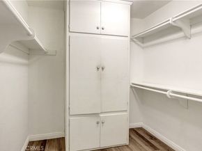 7809 N Via Foggia, Burbank CA 91504