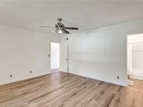 7809 N Via Foggia, Burbank CA 91504