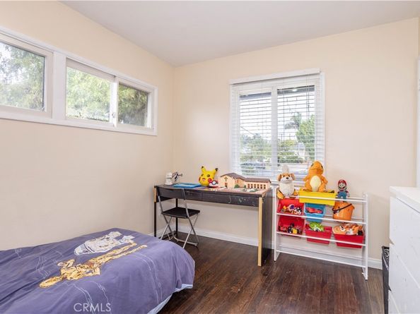 14758 Kingsbury St, Mission Hills CA 91345