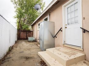 14758 Kingsbury St, Mission Hills CA 91345