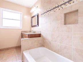 14758 Kingsbury St, Mission Hills CA 91345