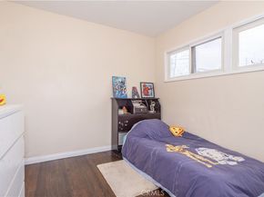 14758 Kingsbury St, Mission Hills CA 91345