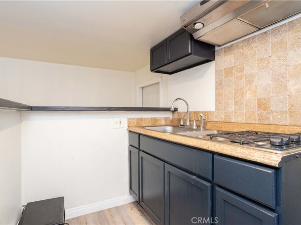 14758 Kingsbury St, Mission Hills CA 91345