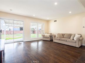 14758 Kingsbury St, Mission Hills CA 91345