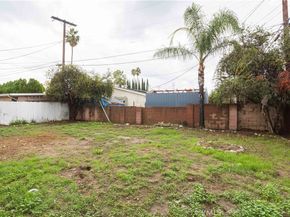 14758 Kingsbury St, Mission Hills CA 91345