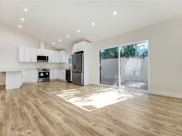 7454 Gaviota, Van Nuys CA 91406