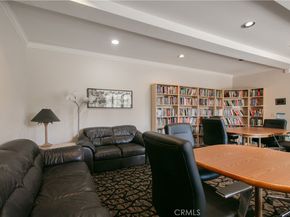 4949 Genesta Avenue 308, Encino CA 91316