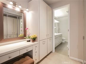 4949 Genesta Avenue 308, Encino CA 91316