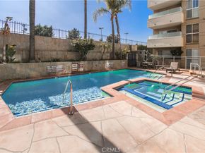4949 Genesta Avenue 308, Encino CA 91316