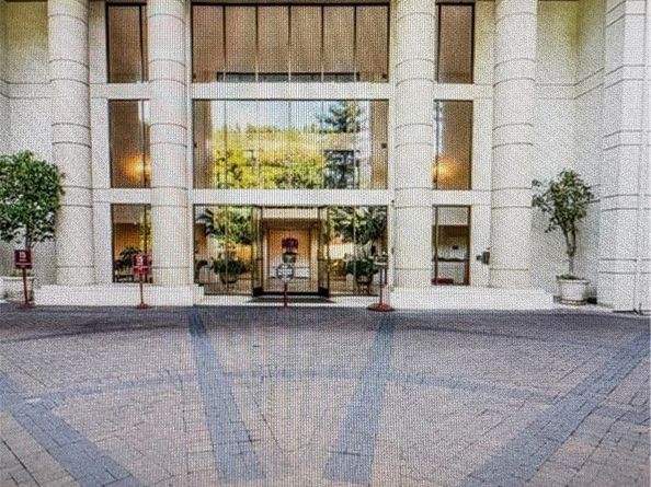 4949 Genesta Avenue 308, Encino CA 91316