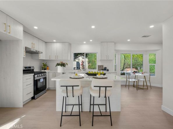 20231 Elkwood, Winnetka CA 91306