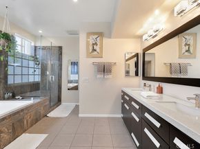 4444 Moorpark Way 201, Toluca Lake CA 91602