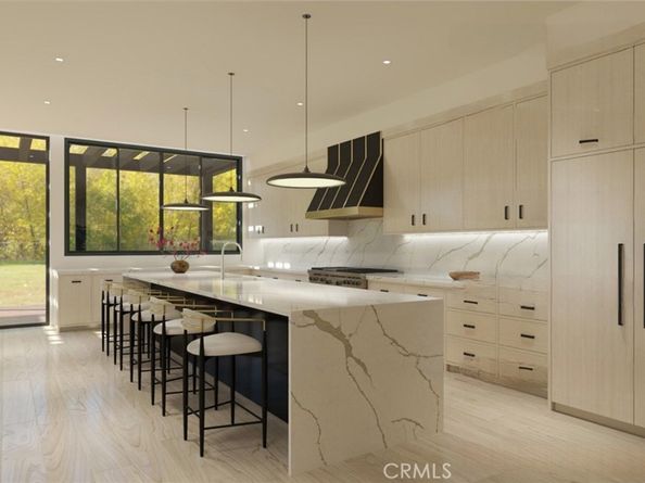 11464 Canton Drive, Studio City CA 91604