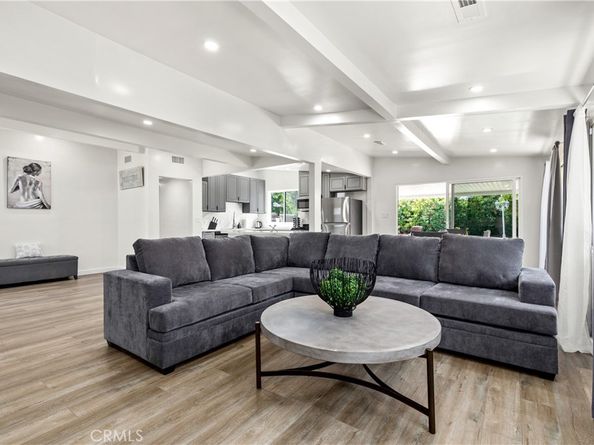 6535 Mary Ellen Avenue, Valley Glen CA 91401