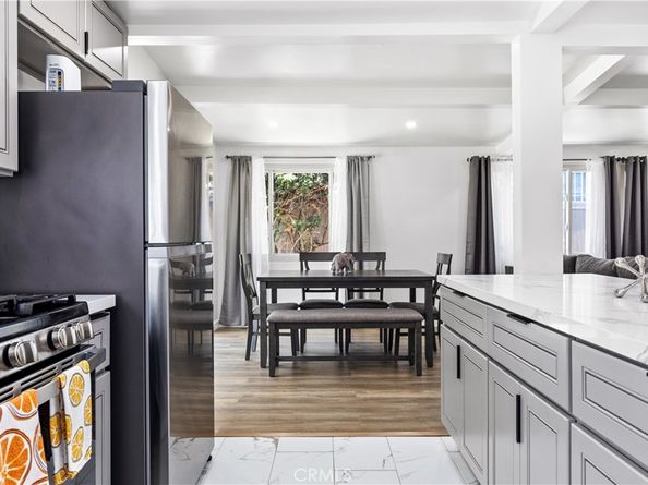 6535 Mary Ellen Avenue, Valley Glen CA 91401