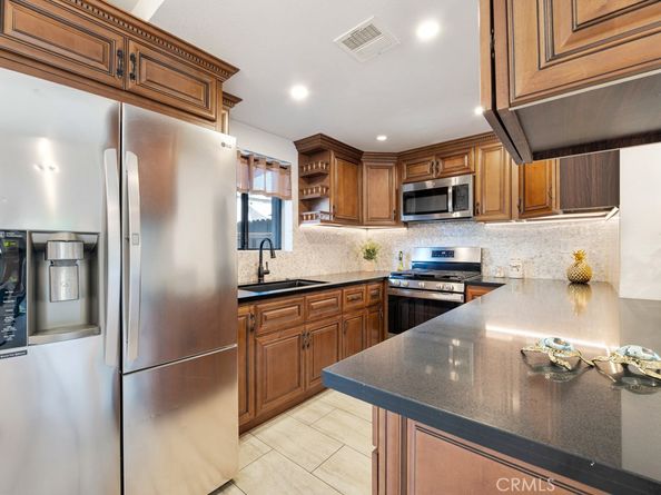 9635 Sepulveda Boulevard 1, North Hills CA 91343