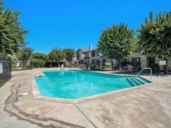 9635 Sepulveda Boulevard 1, North Hills CA 91343
