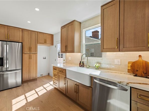 18729 Sunburst Street, Northridge CA 91324