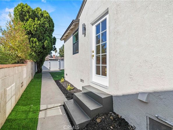 18729 Sunburst Street, Northridge CA 91324