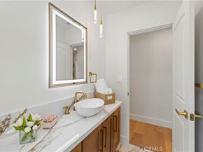 18729 Sunburst Street, Northridge CA 91324