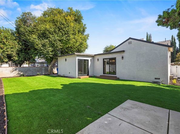 18729 Sunburst Street, Northridge CA 91324