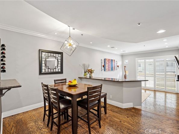5350 N Sepulveda Boulevard 15, Sherman Oaks CA 91411