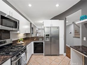 5350 N Sepulveda Boulevard 15, Sherman Oaks CA 91411